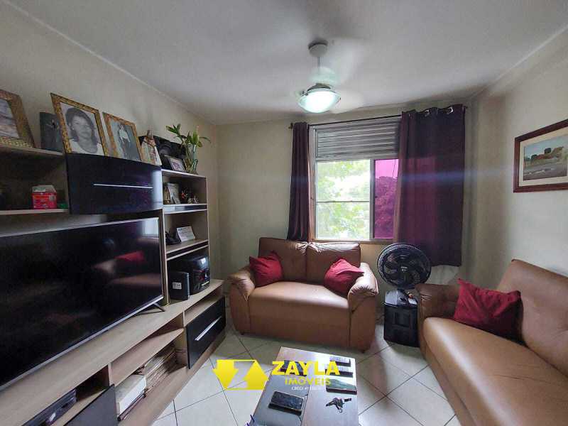 Apartamento à venda com 3 quartos, 74m² - Foto 3