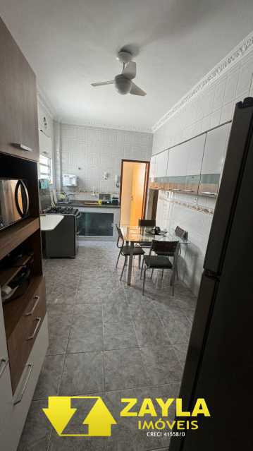 Apartamento à venda com 2 quartos, 70m² - Foto 17