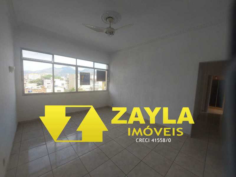 Apartamento à venda com 2 quartos, 72m² - Foto 3