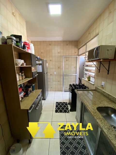 Apartamento à venda com 2 quartos, 70m² - Foto 15