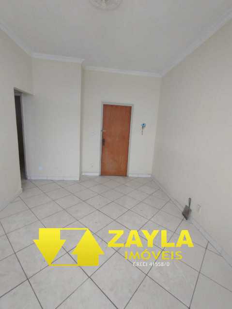 Apartamento à venda com 3 quartos, 80m² - Foto 1