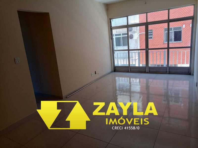 Apartamento à venda com 3 quartos, 97m² - Foto 2