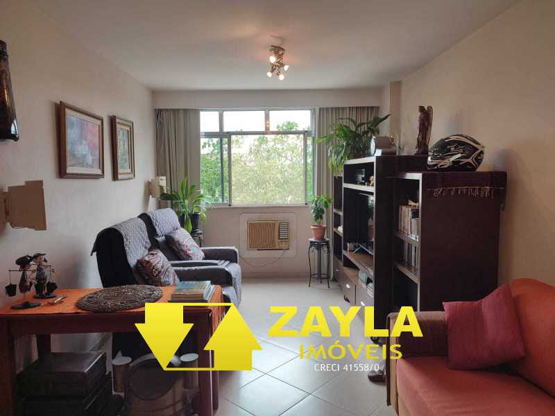 Apartamento à venda com 3 quartos, 97m² - Foto 2