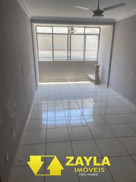 Apartamento à venda com 3 quartos, 70m² - Foto 1