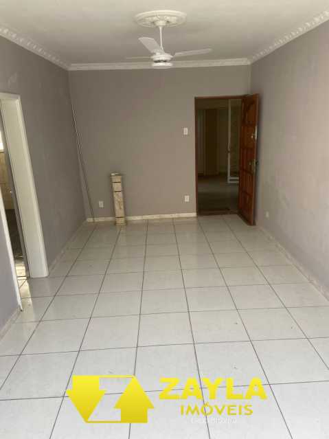 Apartamento à venda com 3 quartos, 70m² - Foto 2