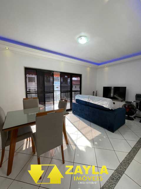 Apartamento à venda com 2 quartos, 118m² - Foto 3