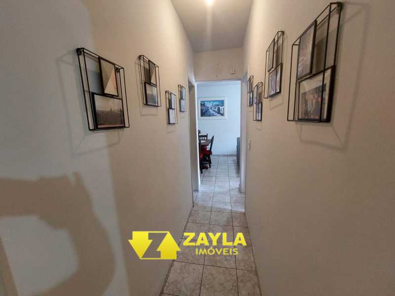 Apartamento à venda com 2 quartos, 75m² - Foto 3