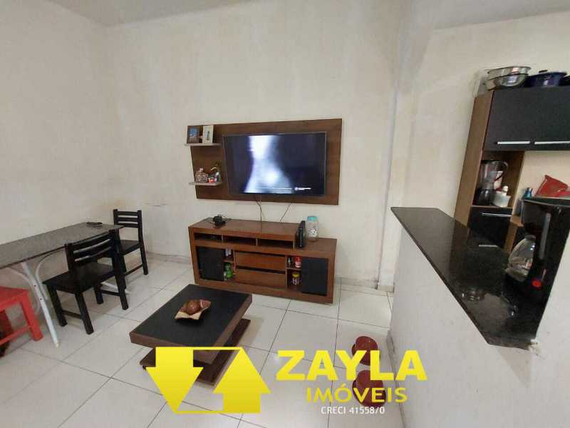 Casa de Vila à venda com 1 quarto, 50m² - Foto 2