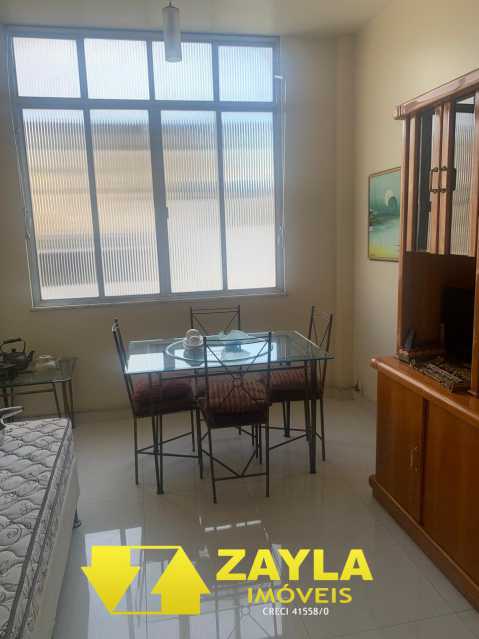 Apartamento à venda com 2 quartos, 61m² - Foto 2