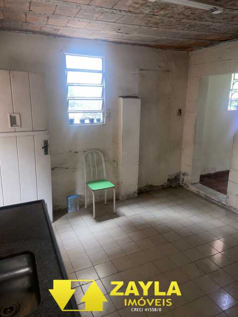 Casa à venda com 4 quartos, 100m² - Foto 14