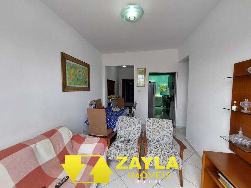 Apartamento à venda com 2 quartos, 75m² - Foto 1