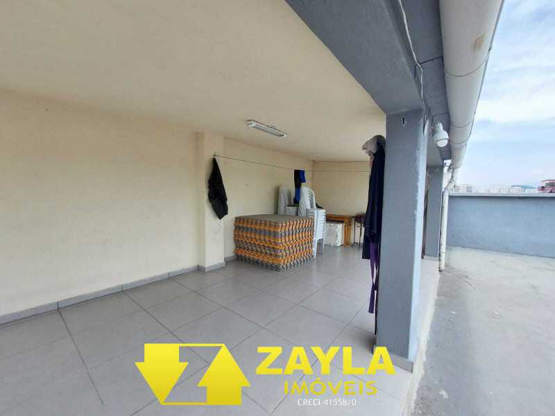 Apartamento à venda com 2 quartos, 75m² - Foto 18