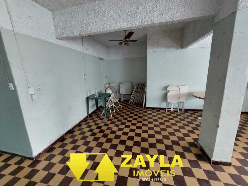 Apartamento à venda com 2 quartos, 70m² - Foto 18