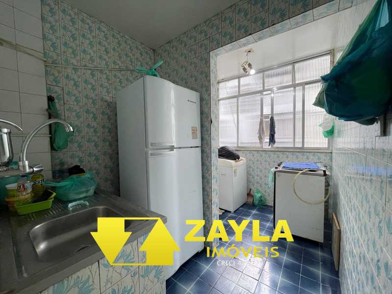 Apartamento à venda com 3 quartos, 76m² - Foto 17