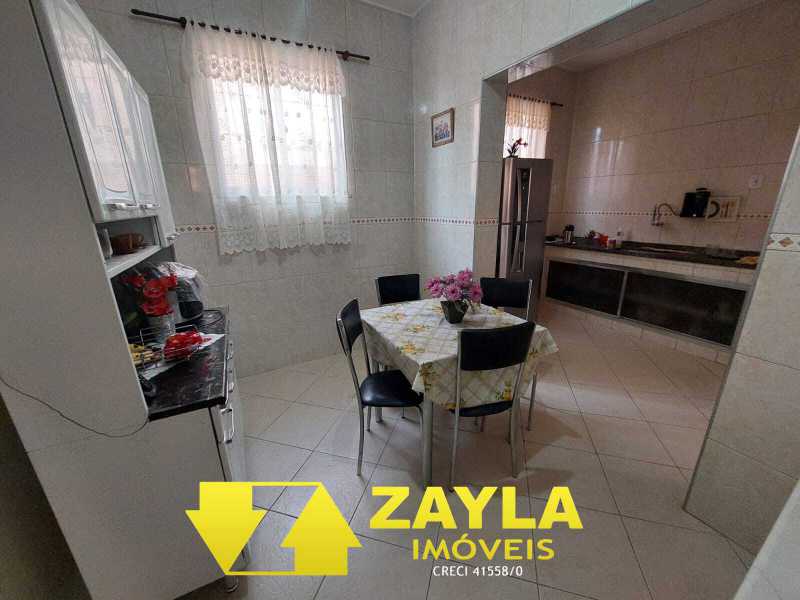 Casa à venda com 3 quartos, 112m² - Foto 9