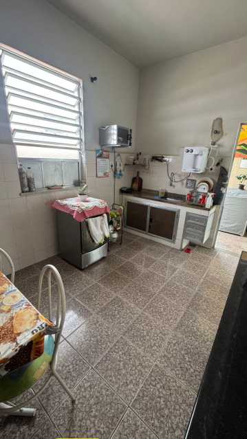 Casa à venda com 3 quartos, 90m² - Foto 10