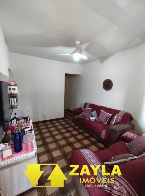 Apartamento à venda com 2 quartos, 75m² - Foto 3
