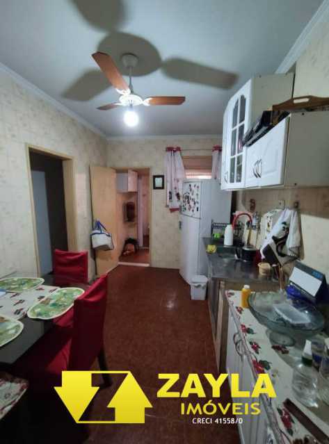 Apartamento à venda com 2 quartos, 75m² - Foto 17