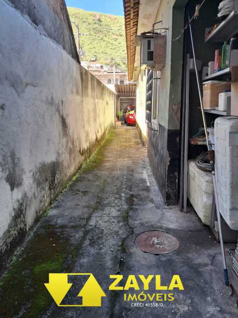 Casa à venda com 3 quartos, 89m² - Foto 27