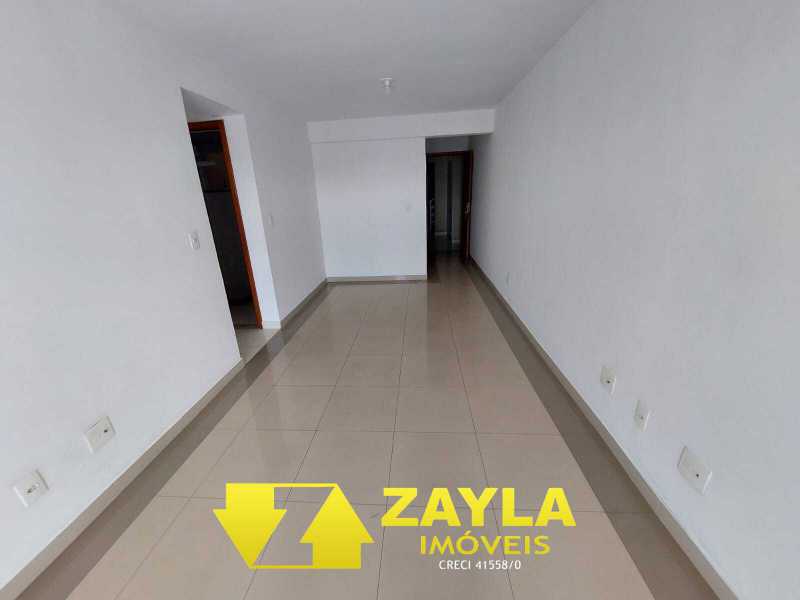 Apartamento à venda com 3 quartos, 85m² - Foto 2