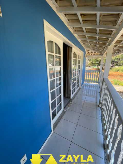 Casa à venda com 4 quartos, 124m² - Foto 2