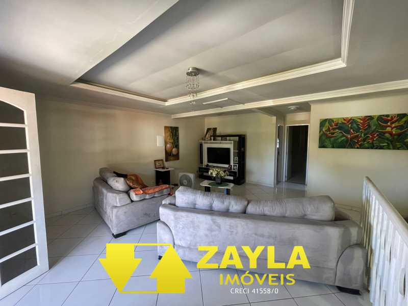 Casa à venda com 4 quartos, 124m² - Foto 4