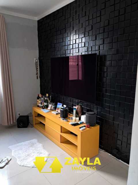 Casa à venda com 2 quartos, 50m² - Foto 2