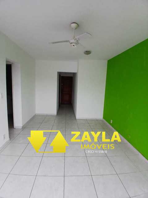 Apartamento à venda com 2 quartos, 65m² - Foto 3