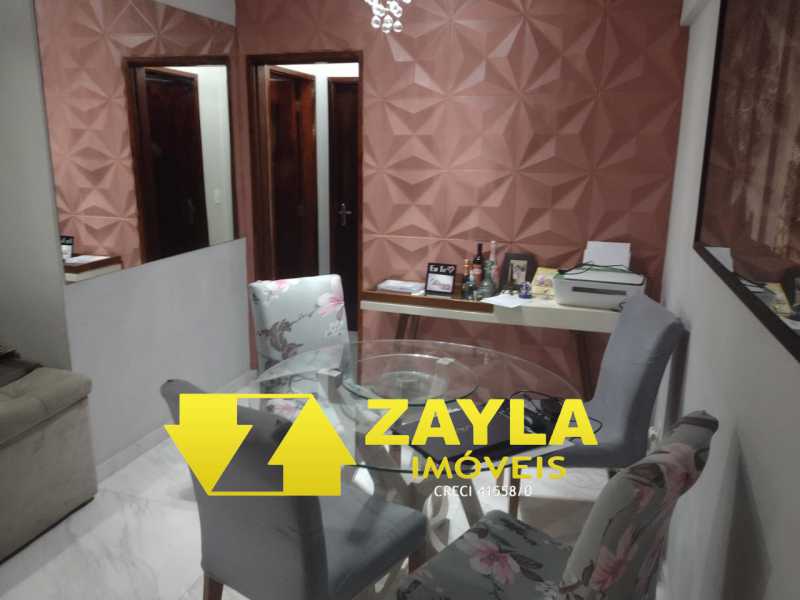 Apartamento à venda com 2 quartos, 68m² - Foto 4