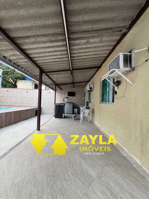Casa à venda com 4 quartos, 100m² - Foto 14