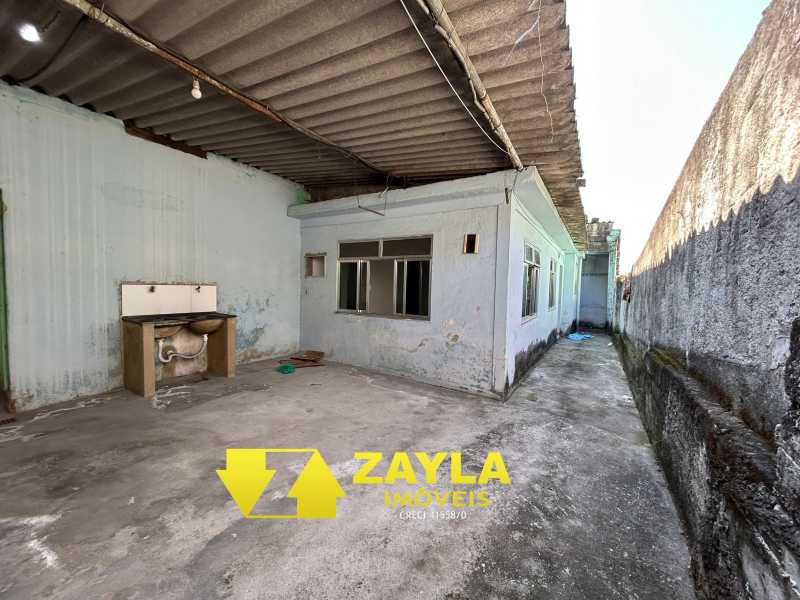 Casa de Vila à venda com 1 quarto, 68m² - Foto 12