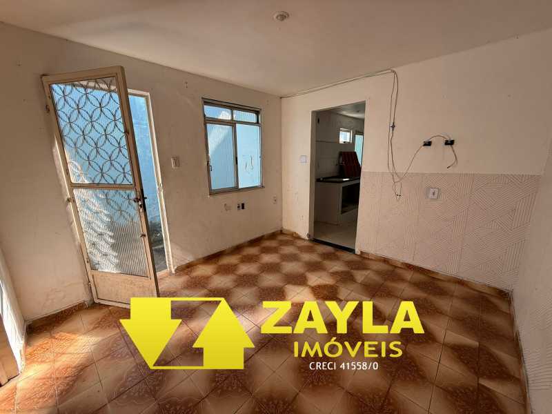 Casa de Vila à venda com 1 quarto, 68m² - Foto 2