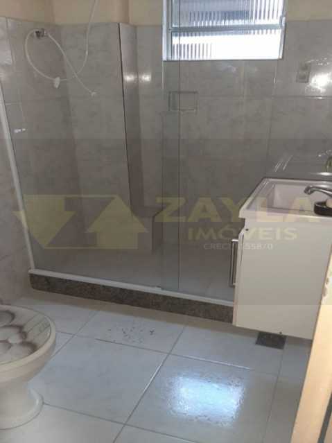 Apartamento à venda com 2 quartos, 70m² - Foto 4