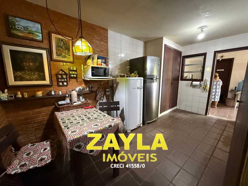 Casa, 6 quartos, 360 m² - Foto 11