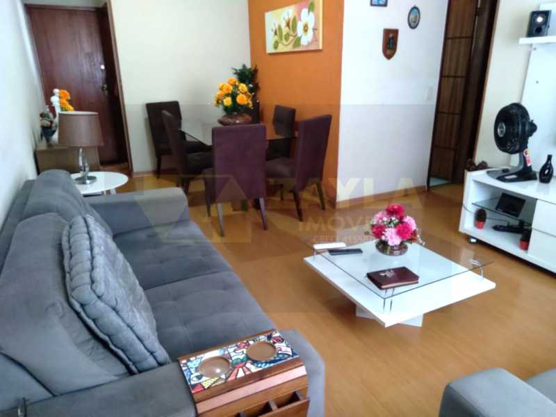 Apartamento à venda com 2 quartos, 70m² - Foto 1