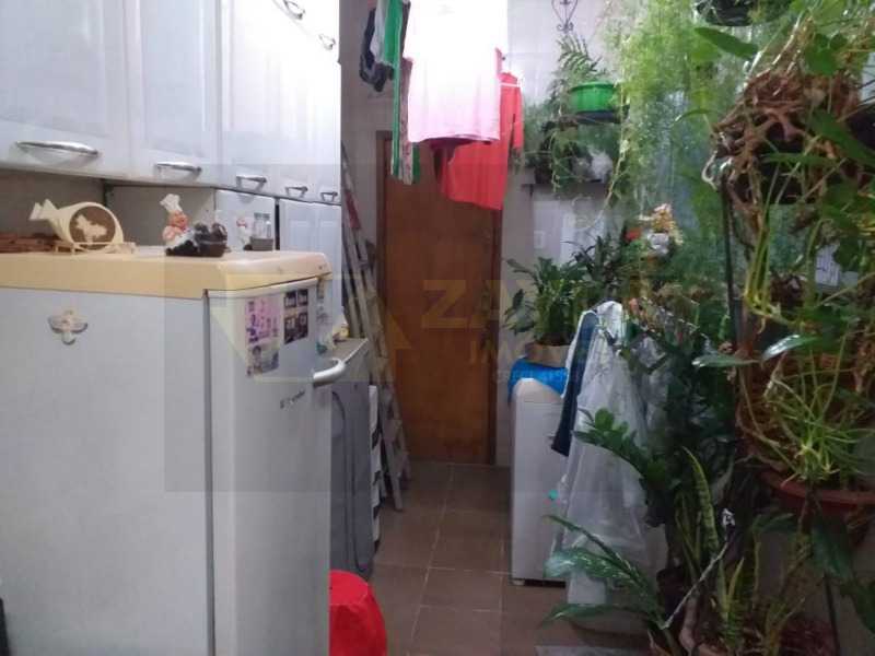 Apartamento à venda com 2 quartos, 80m² - Foto 9