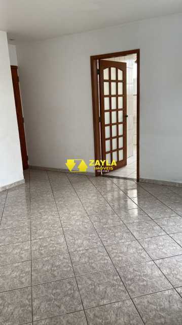 Apartamento à venda com 2 quartos, 75m² - Foto 4