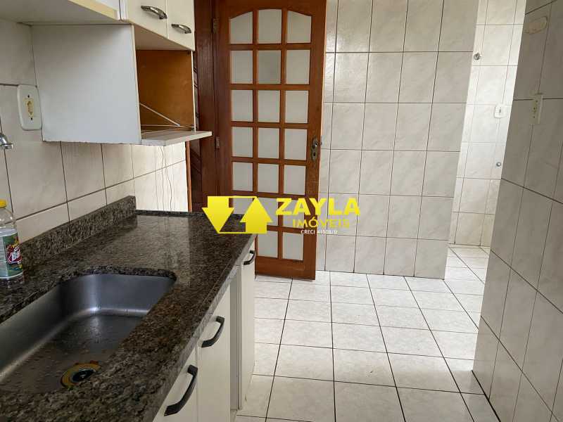 Apartamento à venda com 2 quartos, 75m² - Foto 8