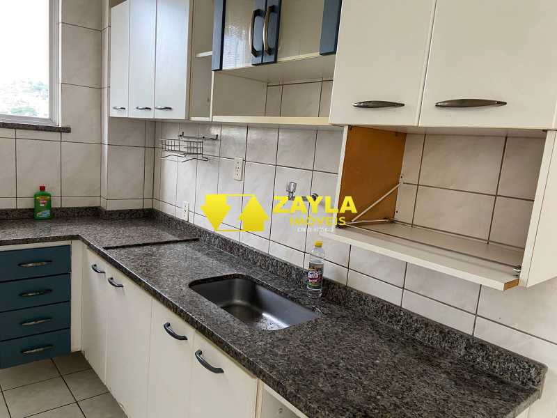 Apartamento à venda com 2 quartos, 75m² - Foto 7