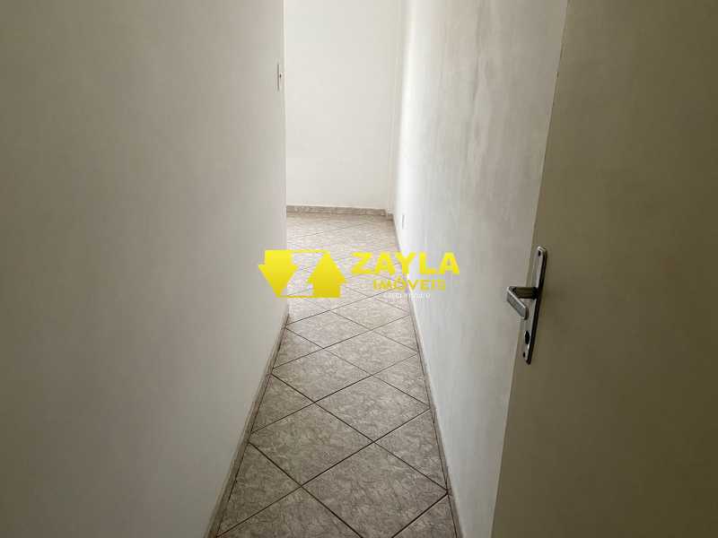 Apartamento à venda com 2 quartos, 75m² - Foto 10