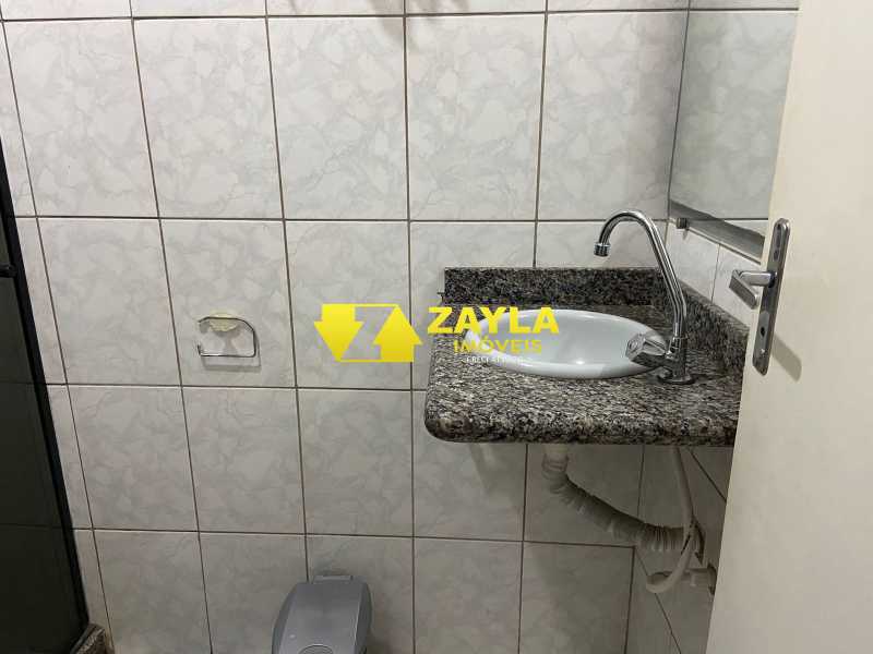 Apartamento à venda com 2 quartos, 75m² - Foto 21