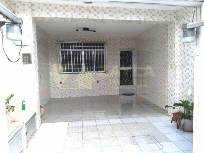 Casa à venda com 3 quartos, 91m² - Foto 1