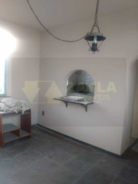 Casa de Vila à venda com 2 quartos, 80m² - Foto 2