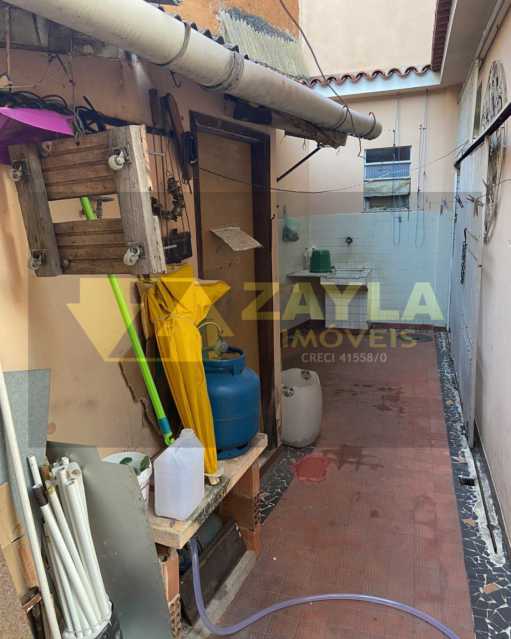 Casa à venda com 3 quartos, 384m² - Foto 27