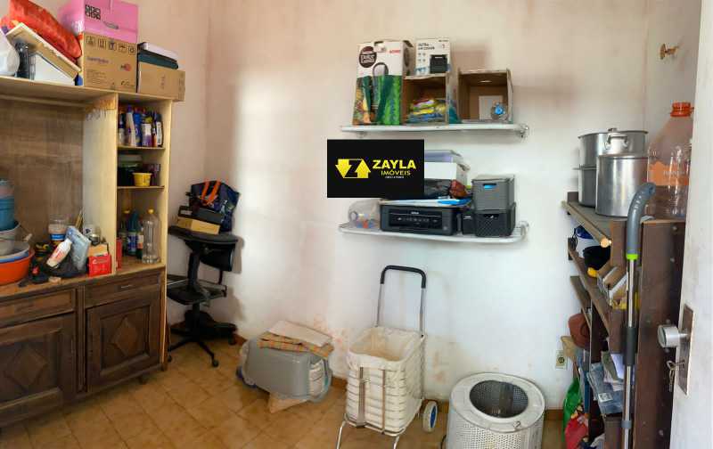 Casa de Condomínio à venda com 3 quartos, 320m² - Foto 13