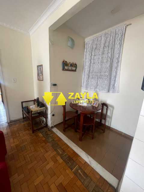 Apartamento à venda com 3 quartos, 90m² - Foto 2