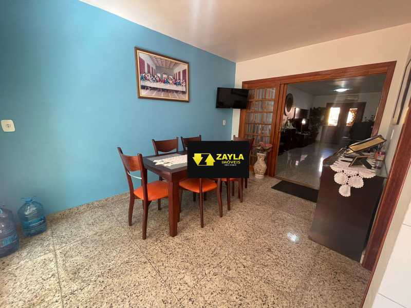 Casa de Condomínio à venda com 2 quartos, 200m² - Foto 17