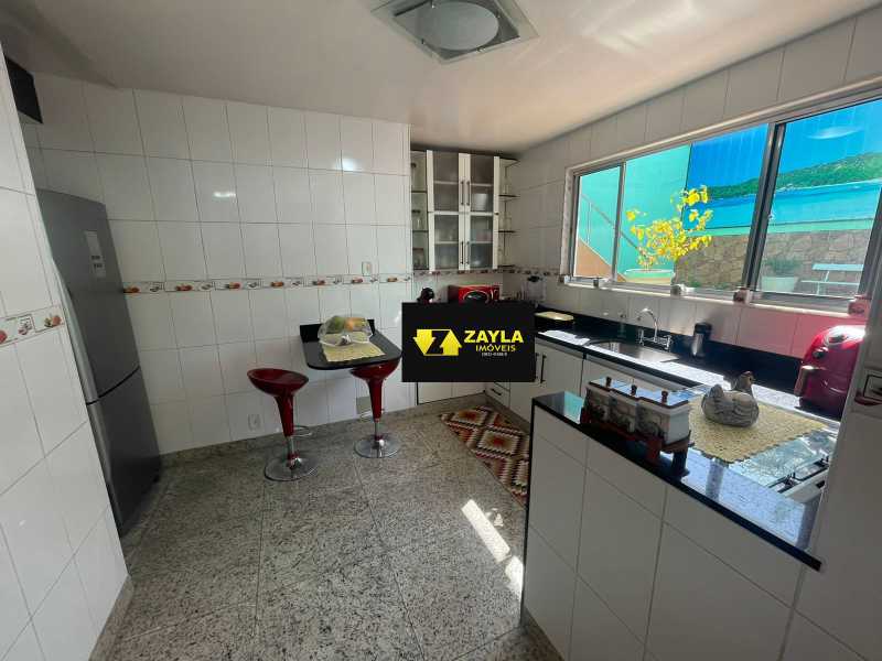 Casa de Condomínio à venda com 2 quartos, 200m² - Foto 22