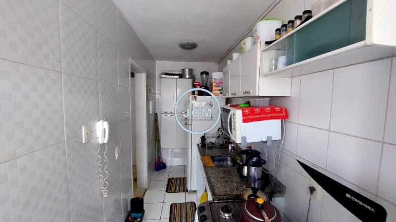 Apartamento à venda com 2 quartos, 49m² - Foto 12