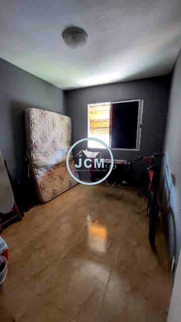 Apartamento à venda com 2 quartos, 49m² - Foto 16